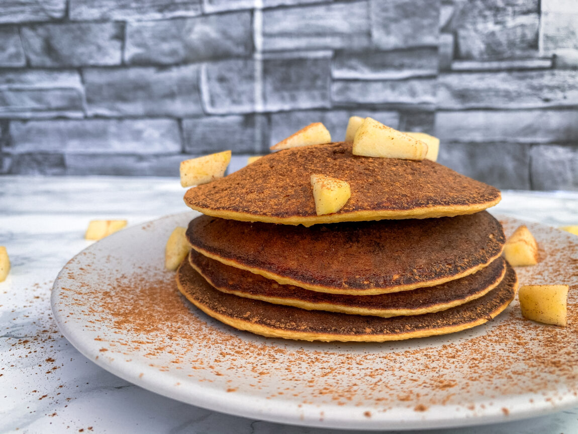 Panquecas de Maçã e Canela