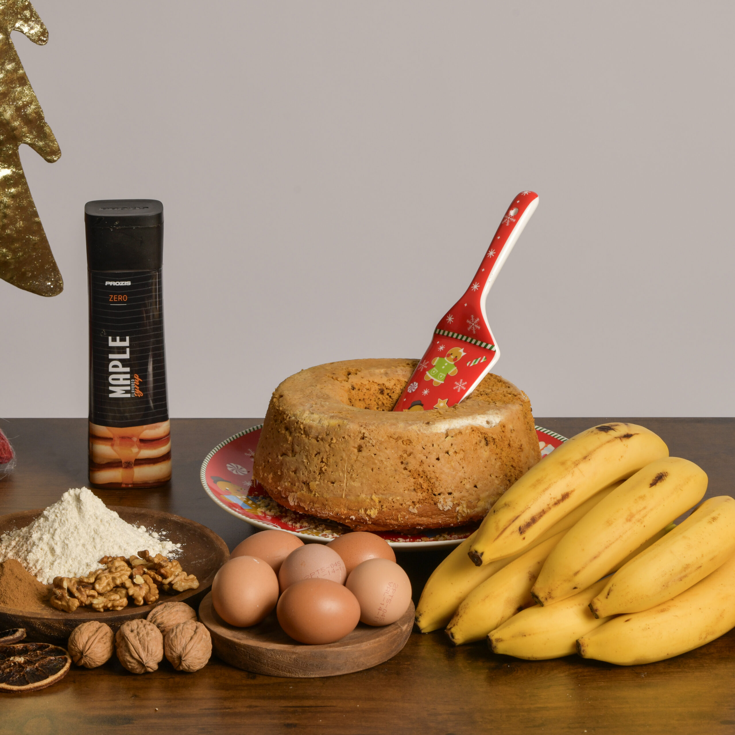 Bolo de canela e nozes